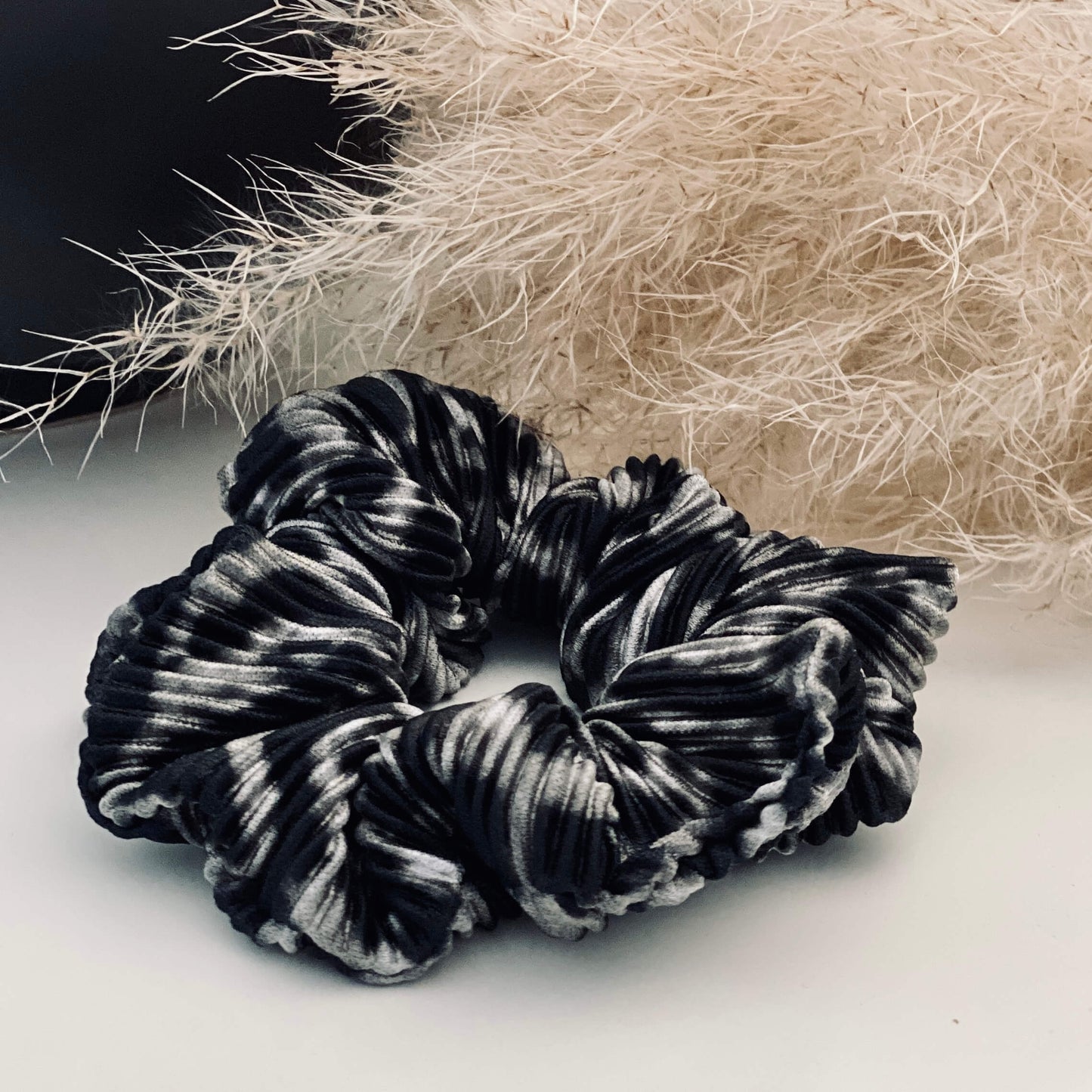 Handmade Scrunchie Plissee