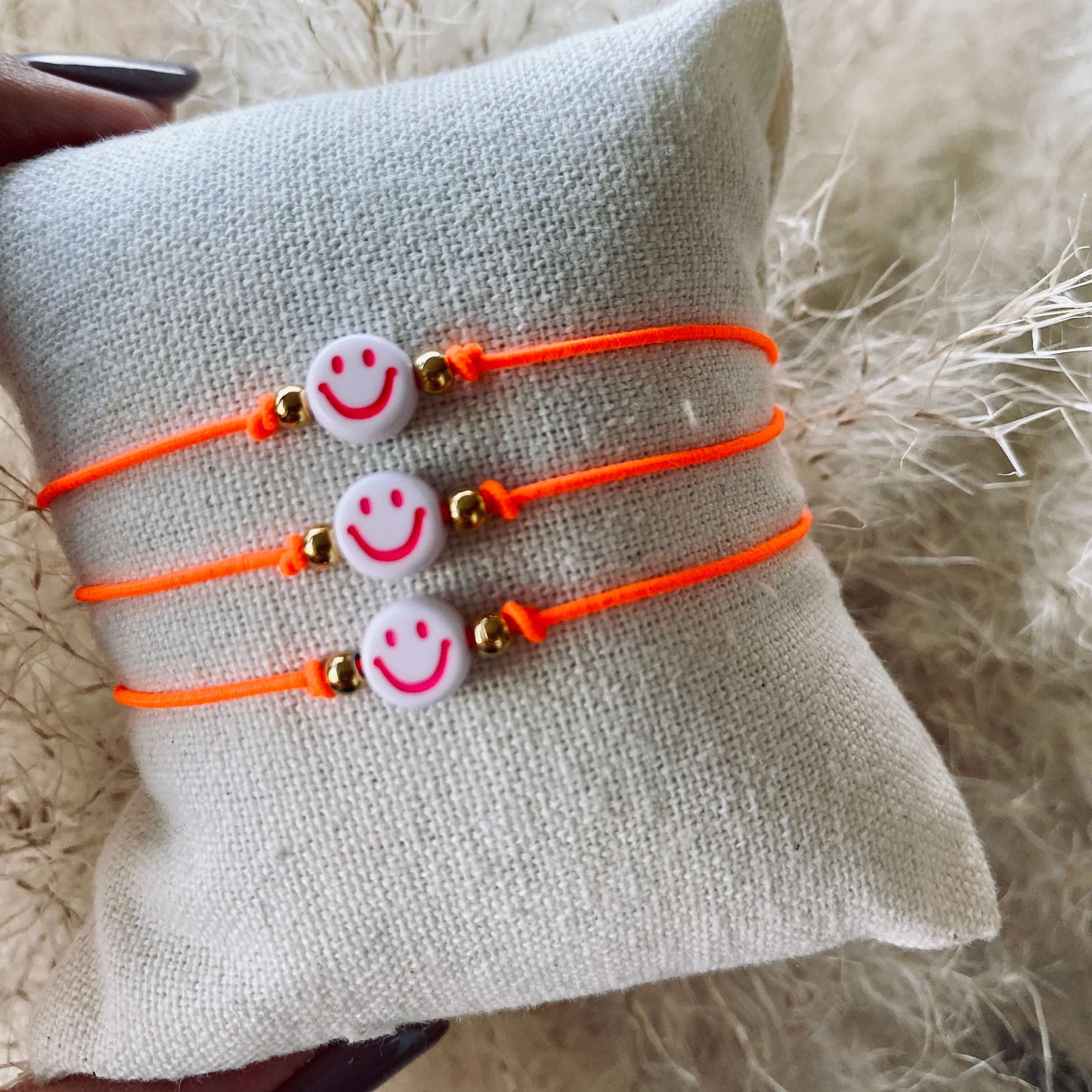 Handmade Smiley Armband Orange