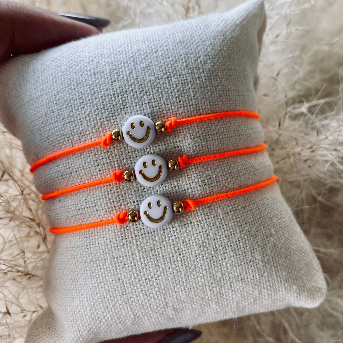 Handmade Smiley Armband Orange
