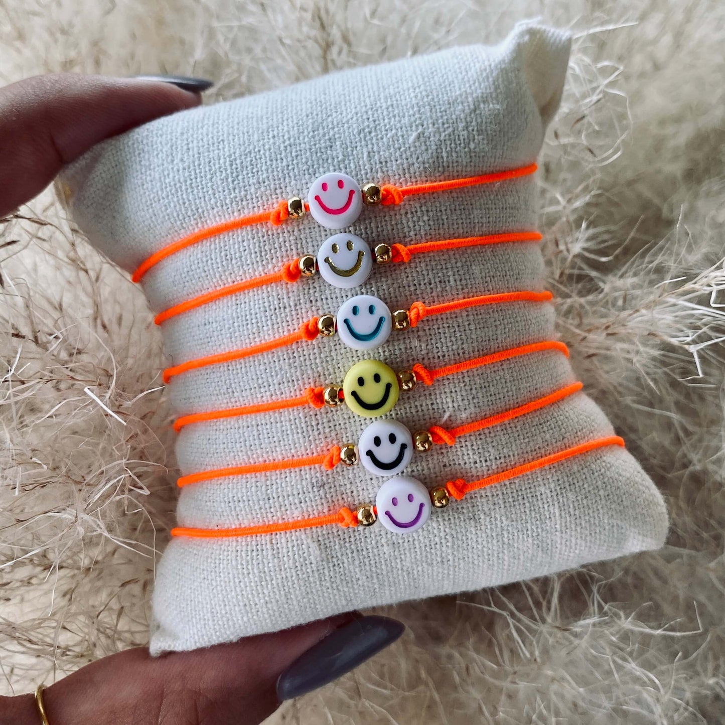 Handmade Smiley Armband Orange
