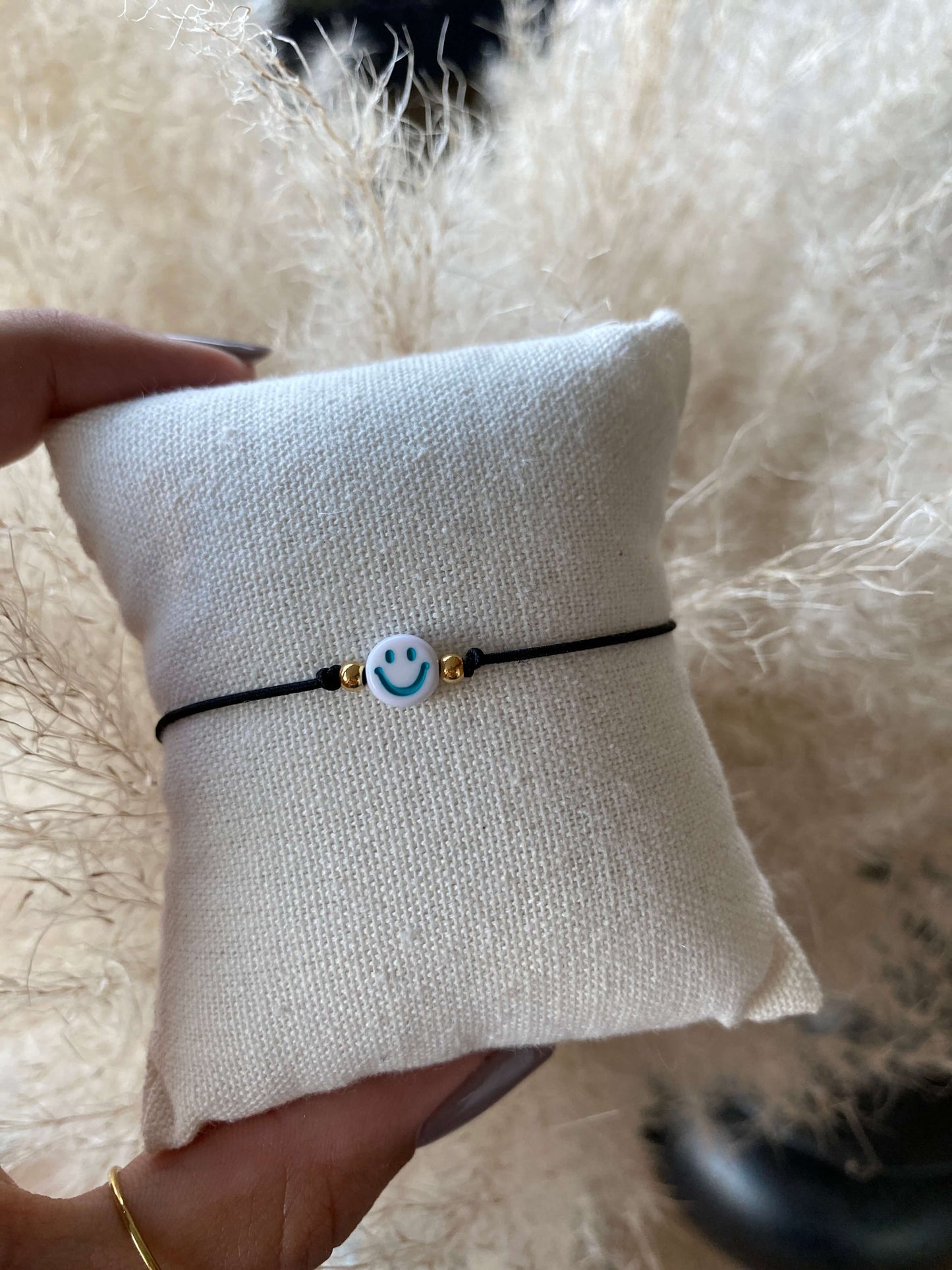 Handmade Smiley Armband Schwarz