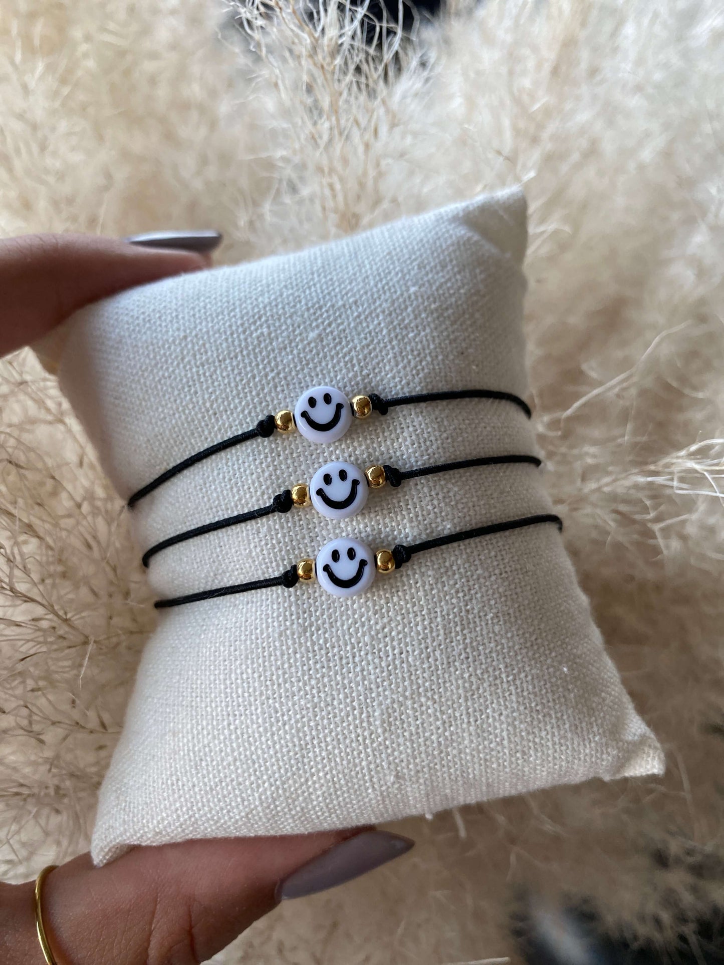 Handmade Smiley Armband Schwarz