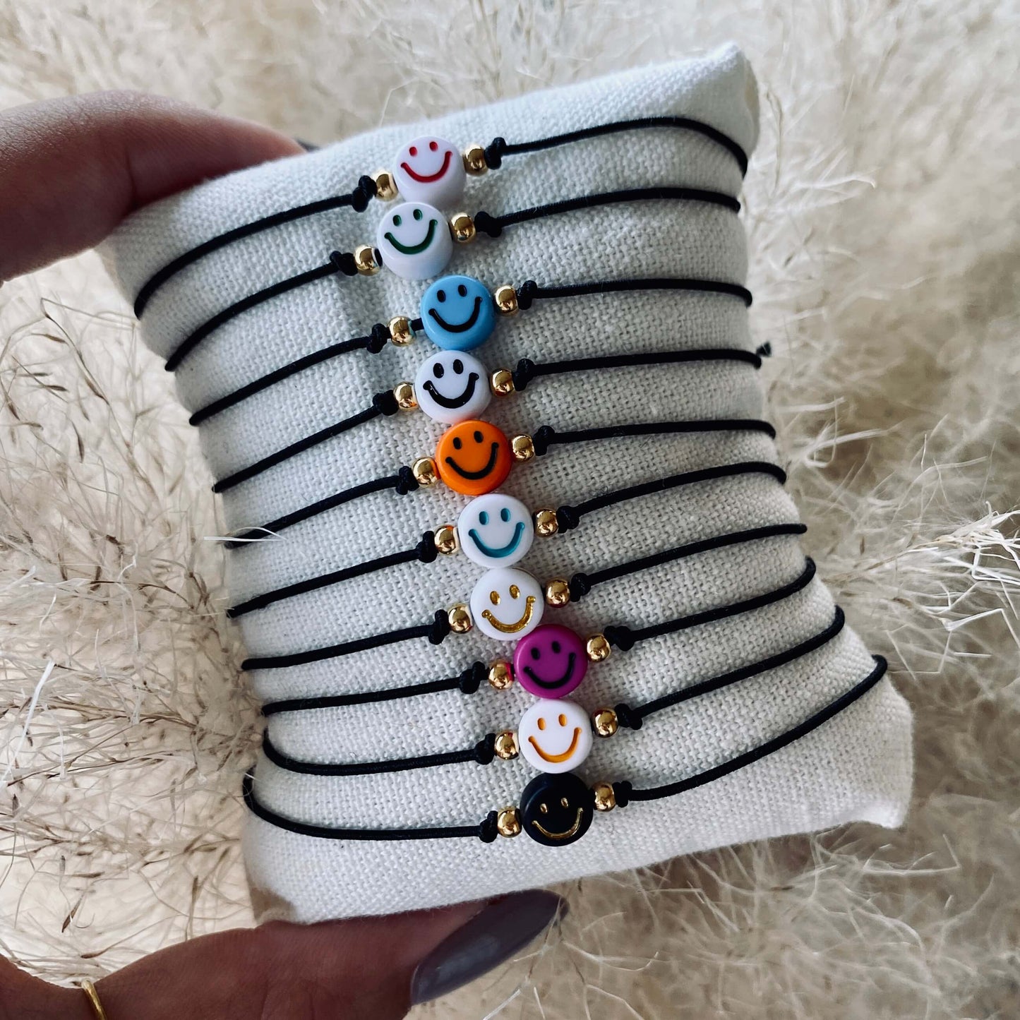 Handmade Smiley Armband Schwarz